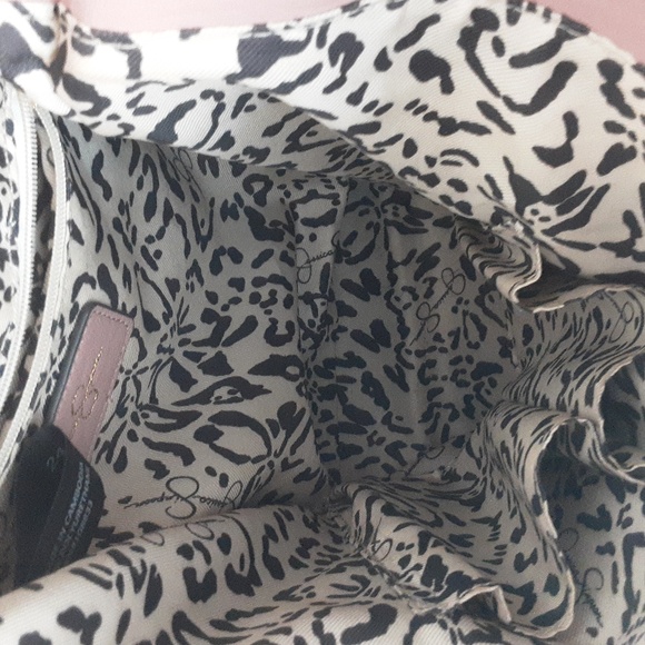 Jessica Simpson Leather with Crossbody Strap Tote Bag NWOT - Picture 4 of 6